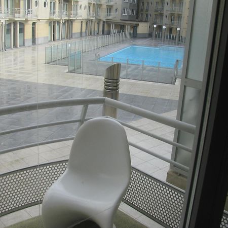 Zeezicht XVII - Modern Apartment With Terrace, View On Pool T53 Ostend Exterior photo